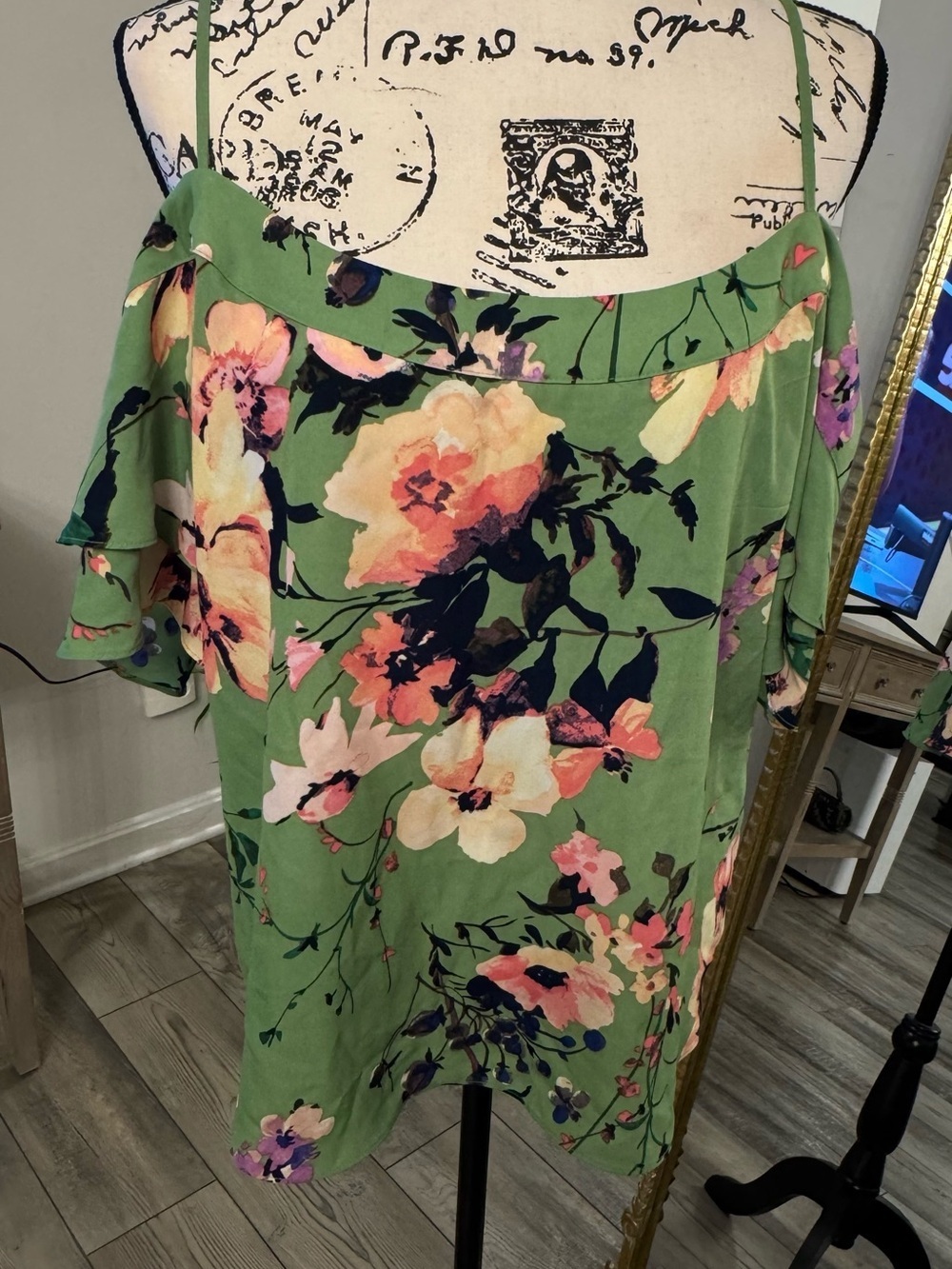 Floral Off-Shoulder Blouse in Green